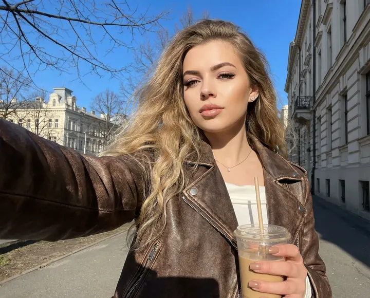Весенняя прогулка в косухе