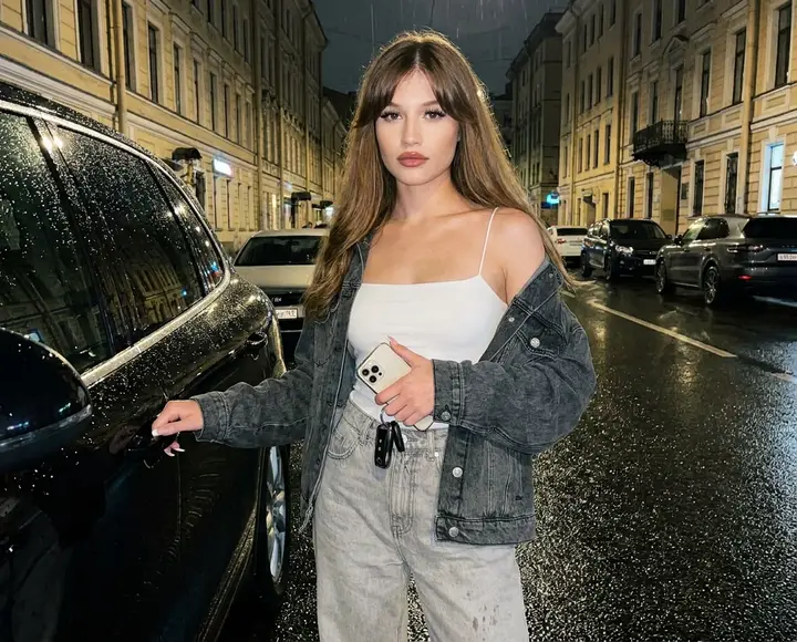 Street fashion в Петербурге со вспышкой