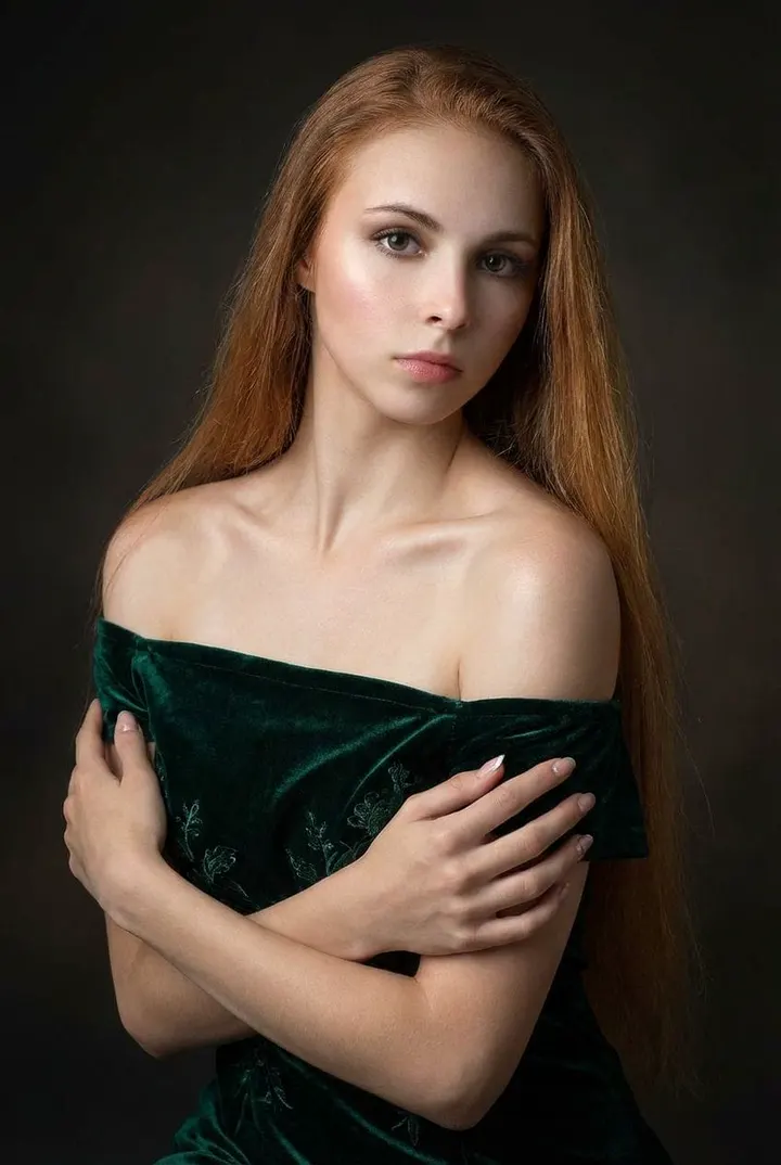 Элегантный женский портрет