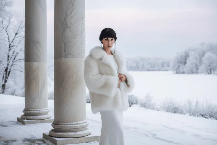 A stunning с загруженной фотографии лицо не изменять
