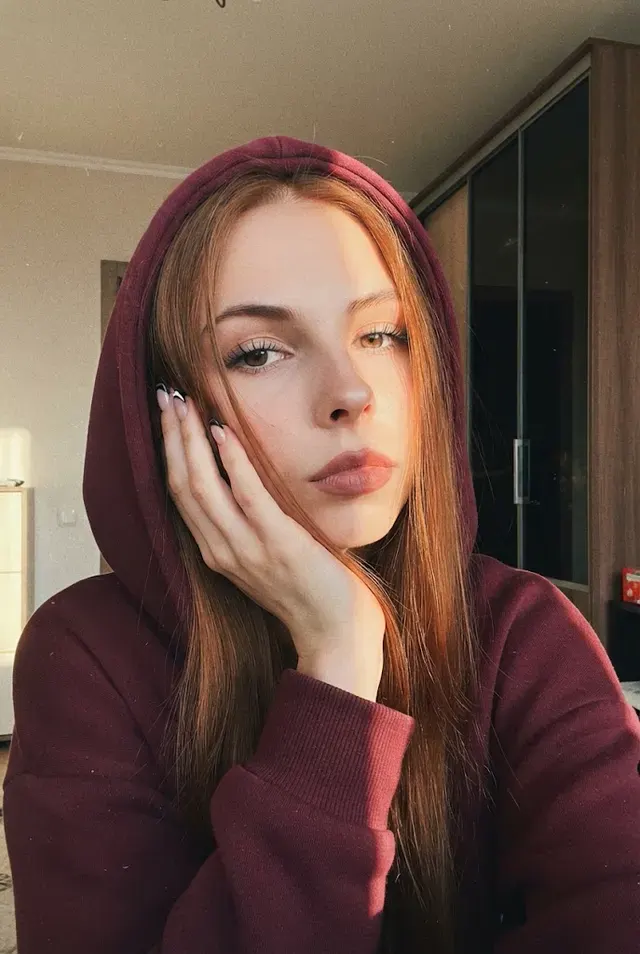 Уютный портрет в лучах заката
