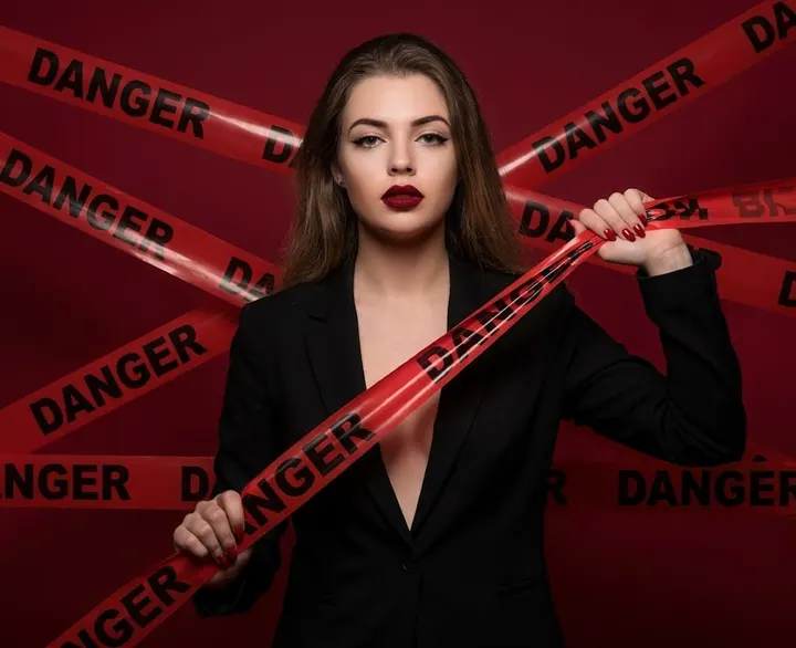 Студийный портрет Danger Vogue