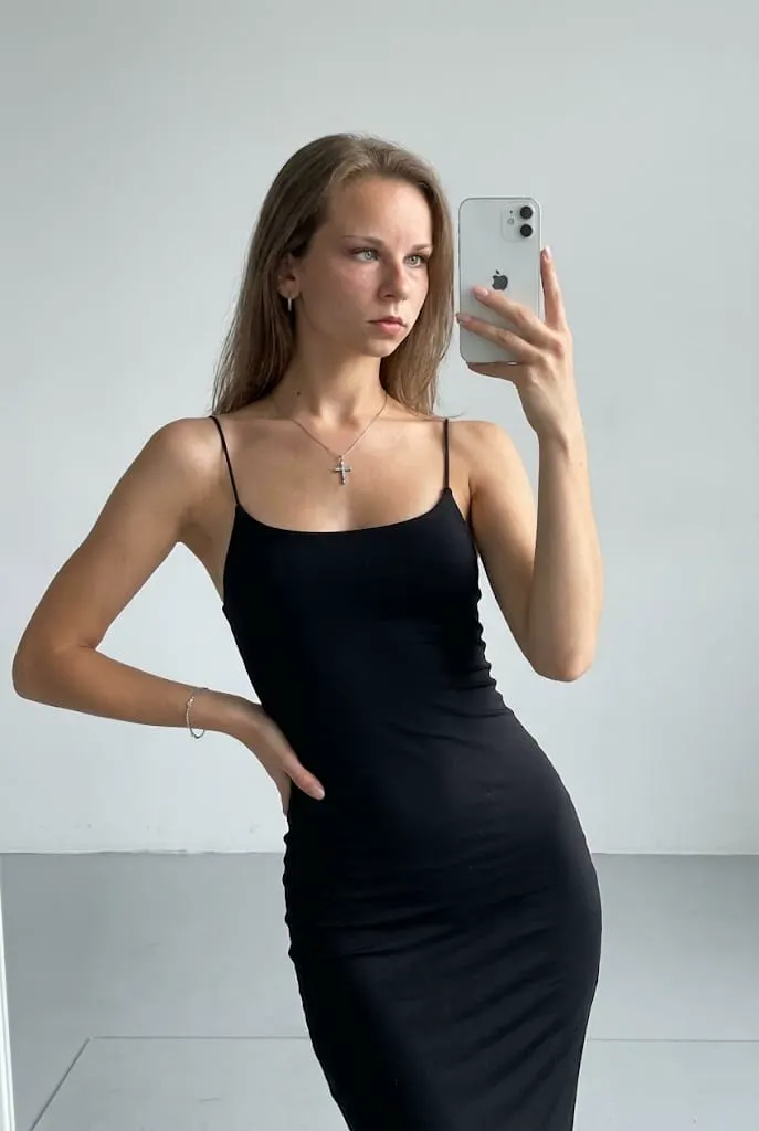 Модное зеркальное селфи PRO