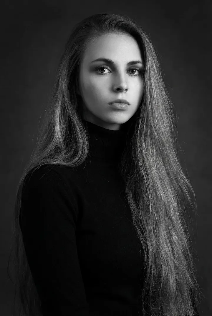 Черно-белый портрет нуар